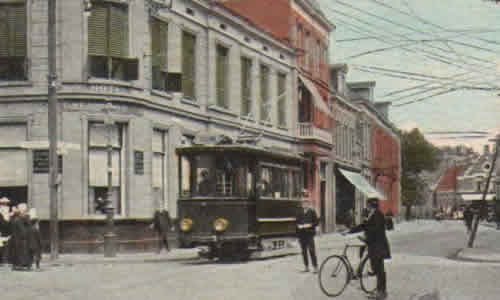 Tram in de Gronauschestraat - Centrum Enschede